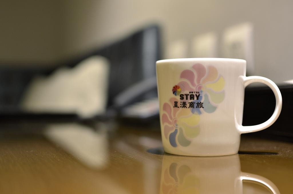 Stay Hotel - Taichung Yizhong Zewnętrze zdjęcie