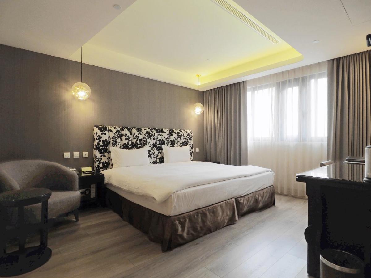 Stay Hotel - Taichung Yizhong Zewnętrze zdjęcie