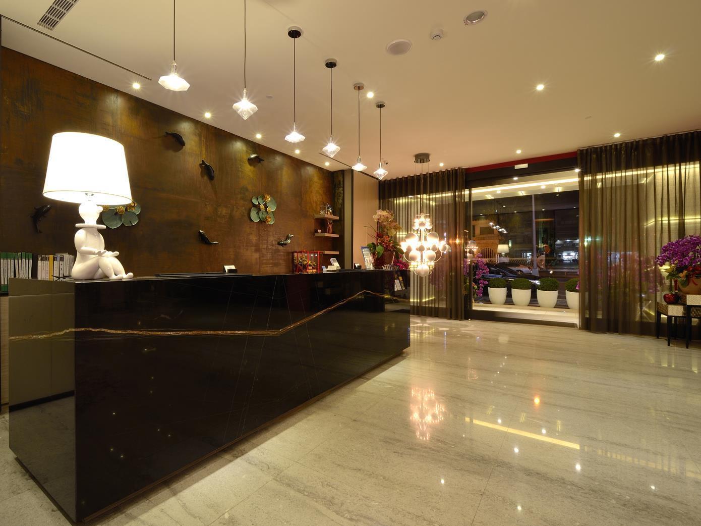 Stay Hotel - Taichung Yizhong Zewnętrze zdjęcie