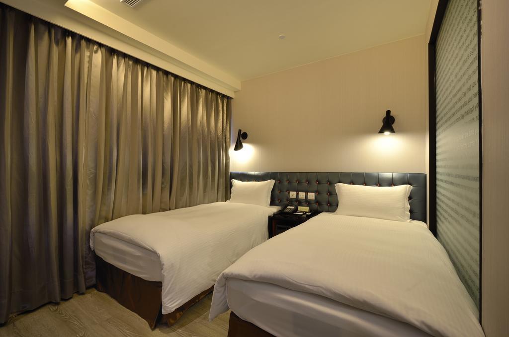 Stay Hotel - Taichung Yizhong Zewnętrze zdjęcie