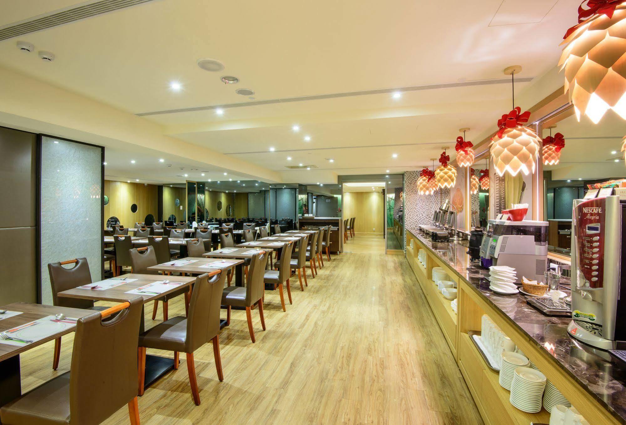 Stay Hotel - Taichung Yizhong Zewnętrze zdjęcie