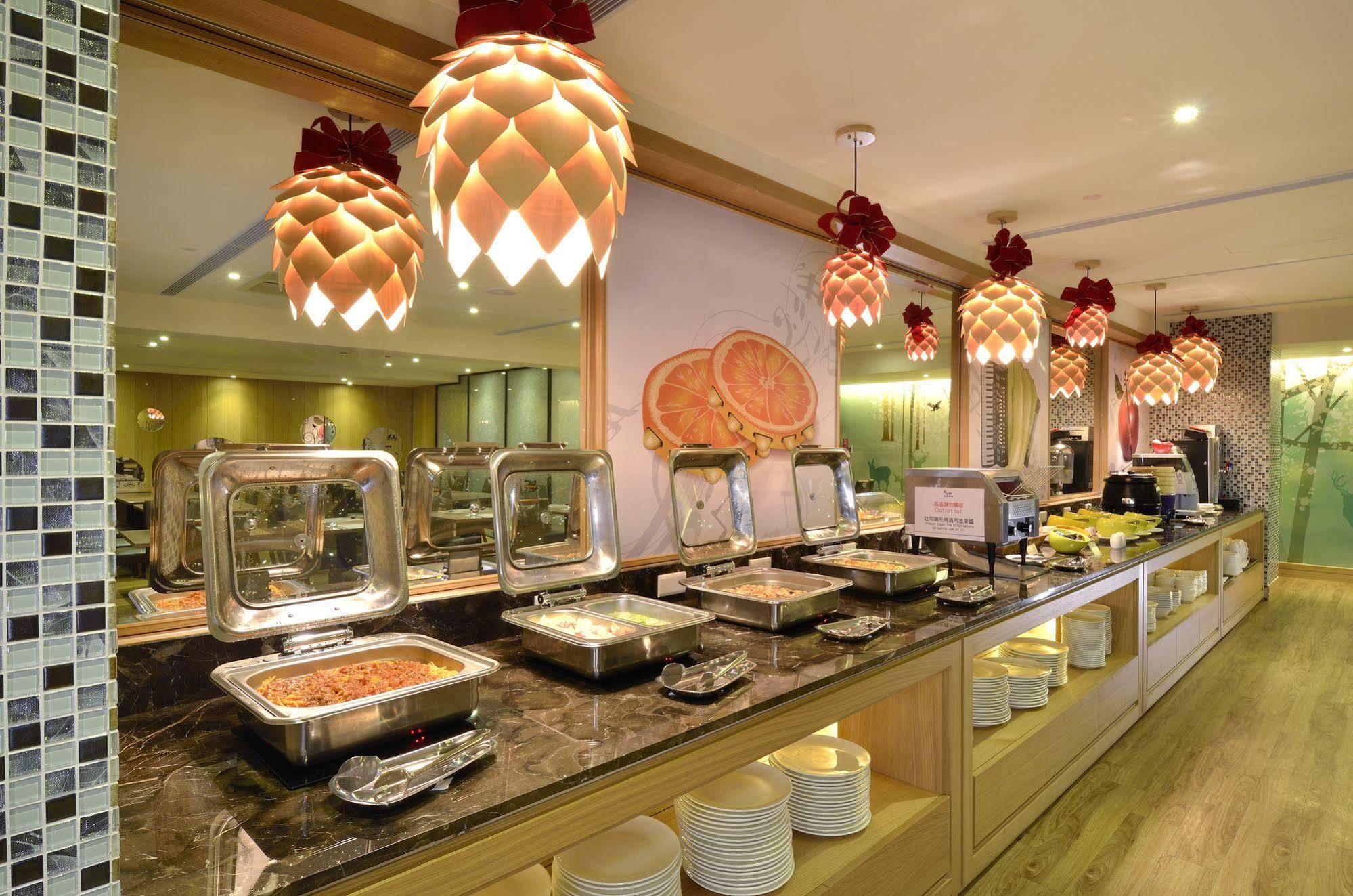 Stay Hotel - Taichung Yizhong Zewnętrze zdjęcie